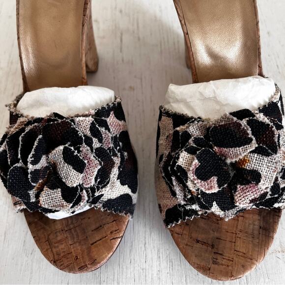 Stuart Weitzman animal print heeled slides size 8 - Picture 5 of 13